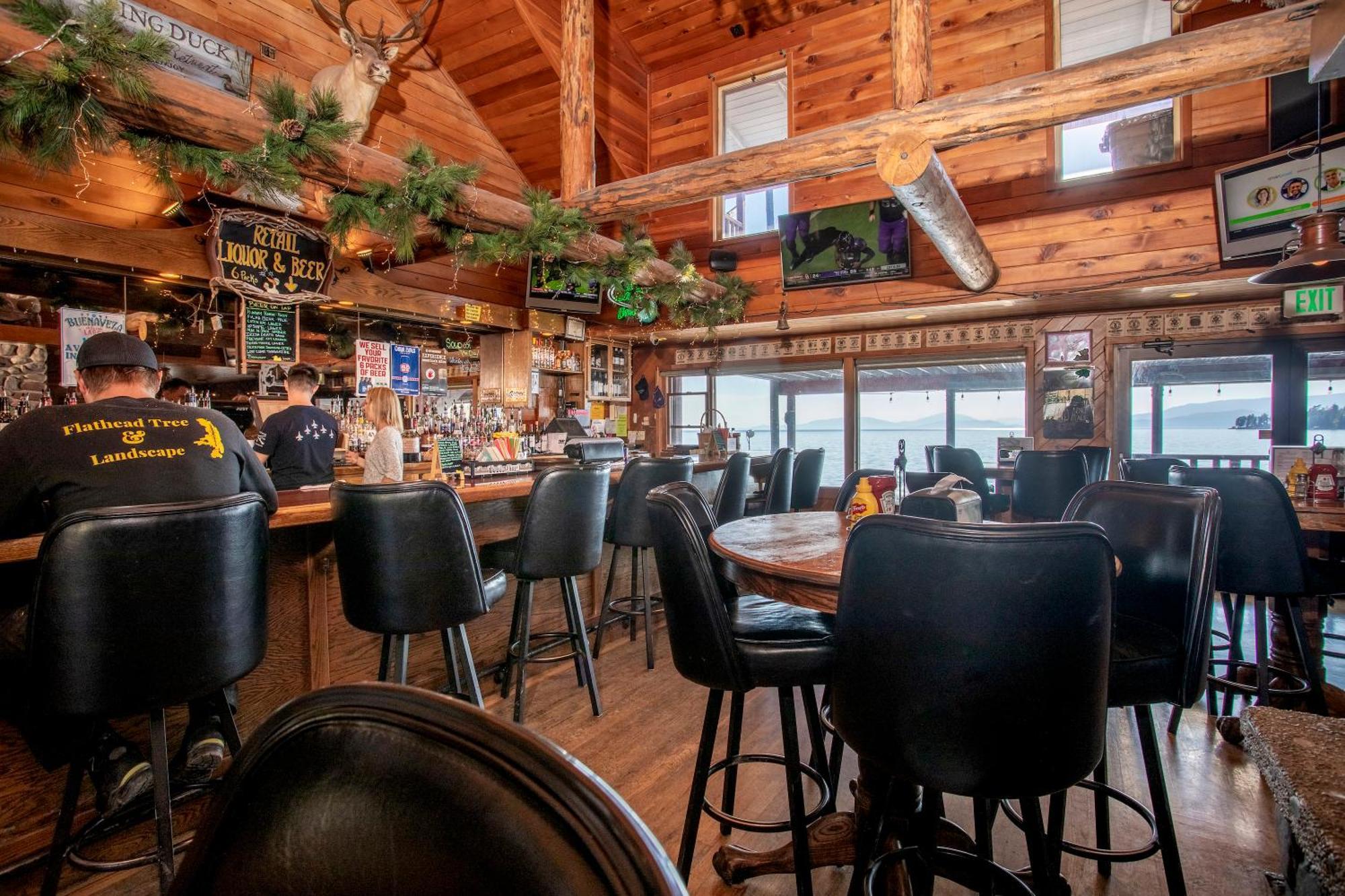 The Islander Woods Bay